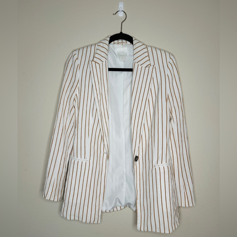 H&M White and Brown Striped Blazer